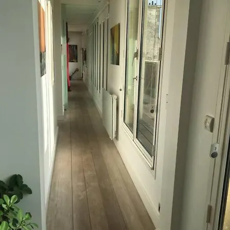 Duplex With Eiffel Tower Views! *