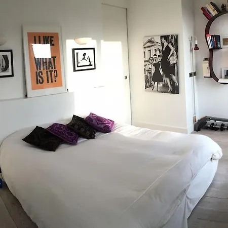 Duplex With Eiffel Tower Views! Daire