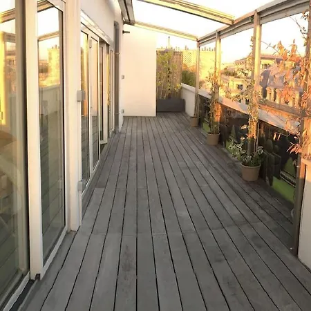 Duplex With Eiffel Tower Views! Lejlighed